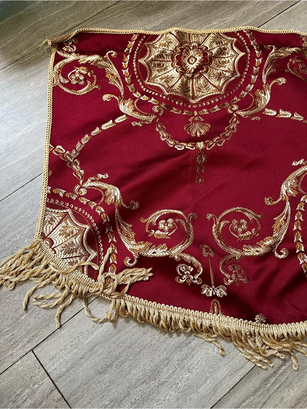 Nwot Prestige Damask 60